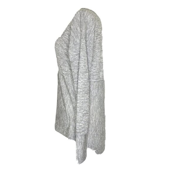 Jones New York Women's size Small Long Sleeved Knit Top Gray Hi Low Hemline - Picture 4 of 9